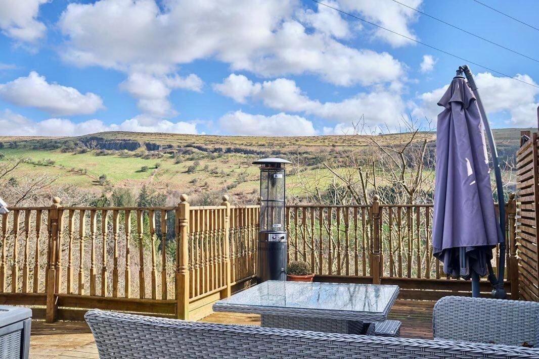 Ein Trysor Cudd Cabin Pont Sticill Exterior foto